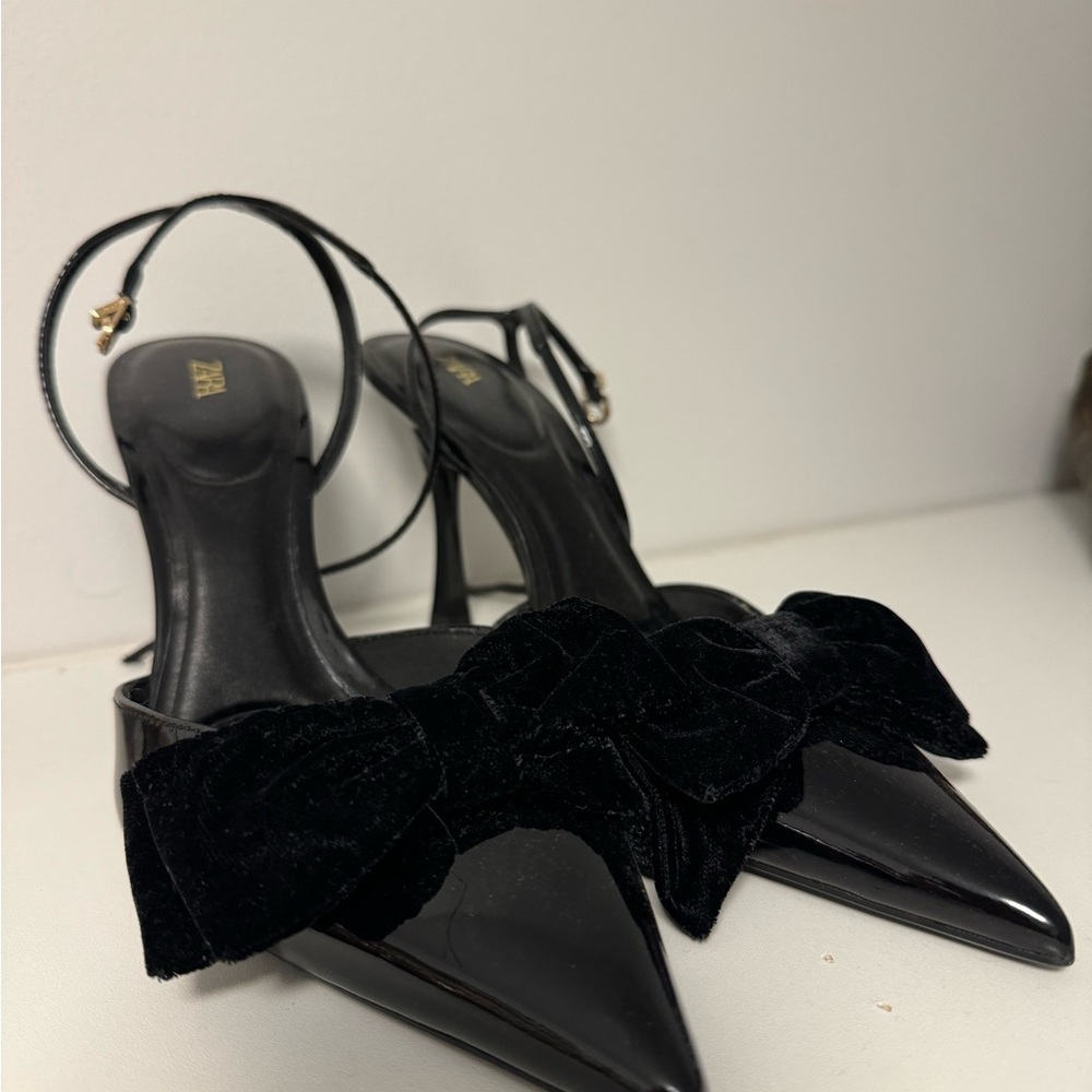 Zara Black Slingback Heels with Velvet Bow